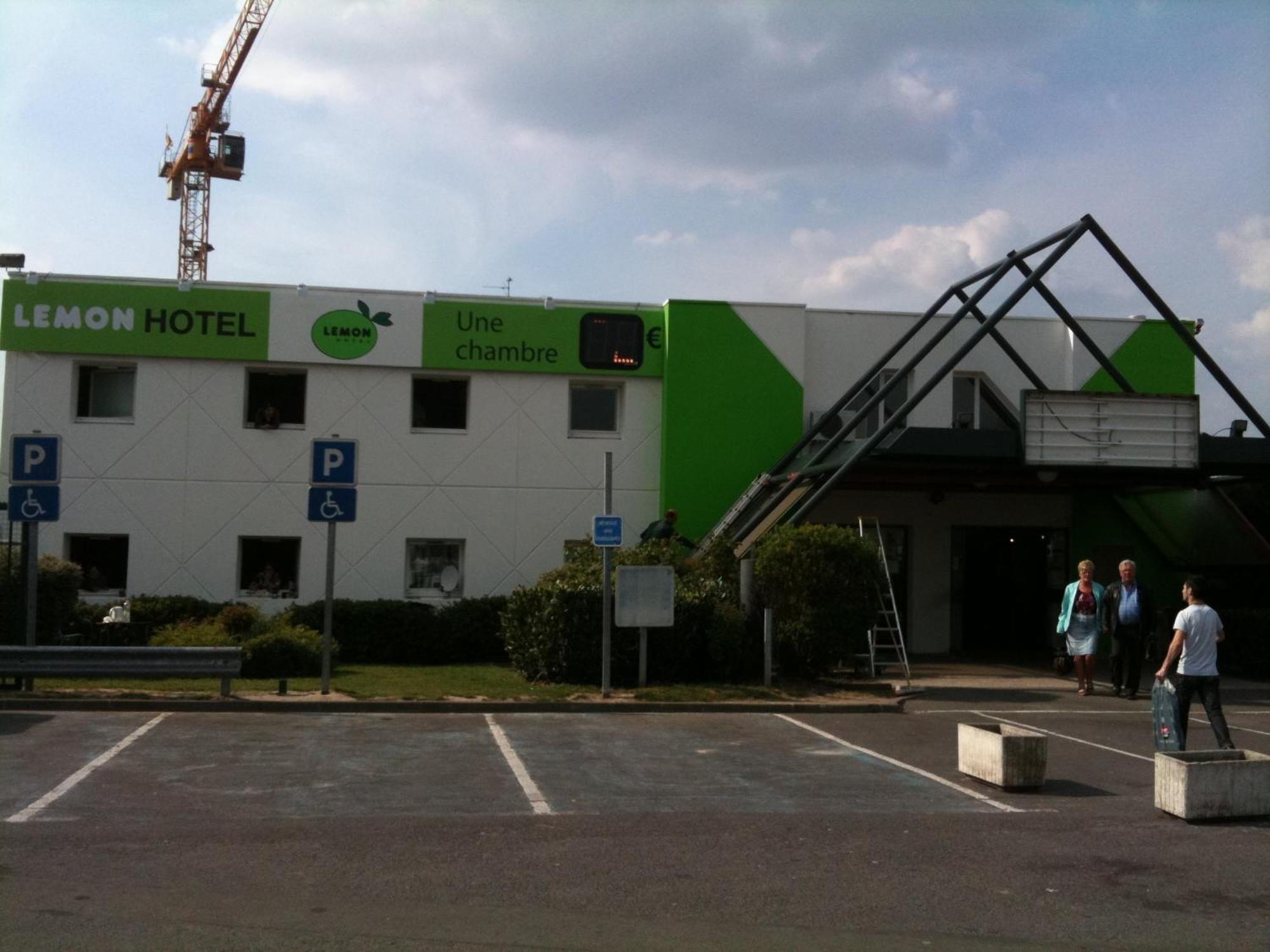 Lemon Hotel - Tourcoing Esterno foto